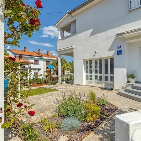 Hrestak Porec