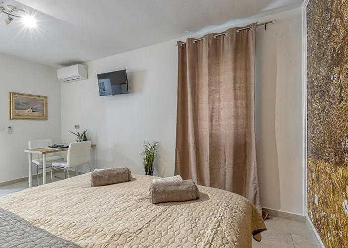 Hrestak بوريتش